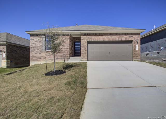 Property at 10529 Briceway Clb, San Antonio, TX 78254, 3 beds, 2 baths