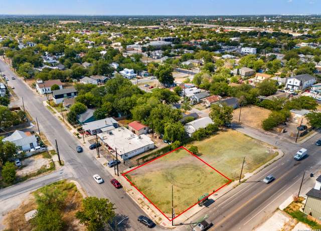 Property at 709 S Pine St, San Antonio, TX 78203-1637