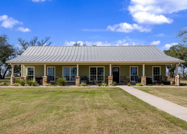 Property at 3454 County Road 292, Gonzales, TX 78629, 2 beds, 2 baths