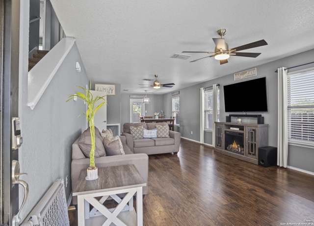 Property at 5931 Aspen Gdns, San Antonio, TX 78238, 3 beds, 2.5 baths
