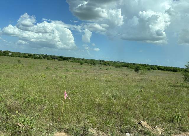 Property at 1098 Cr 329, Floresville, TX 78114