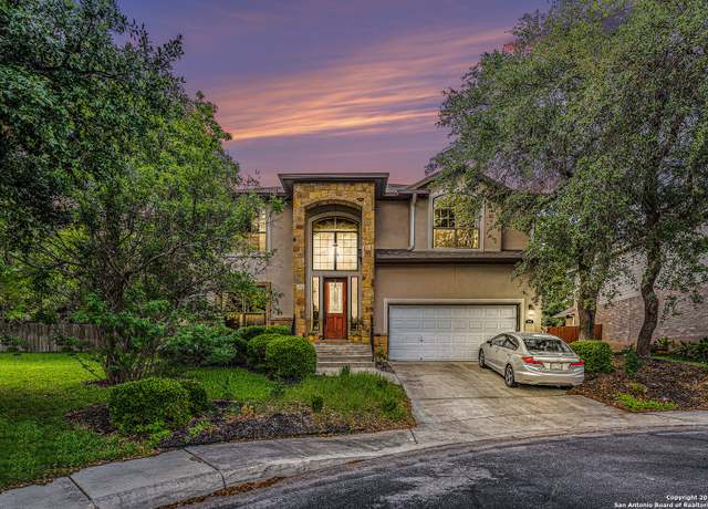 Property at 2703 Summit Vw, San Antonio, TX 78261, 3 beds, 2.5 baths