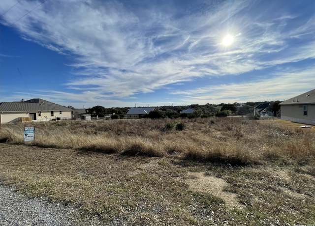 Property at 106 Daniel Jackson, Blanco, TX 78606