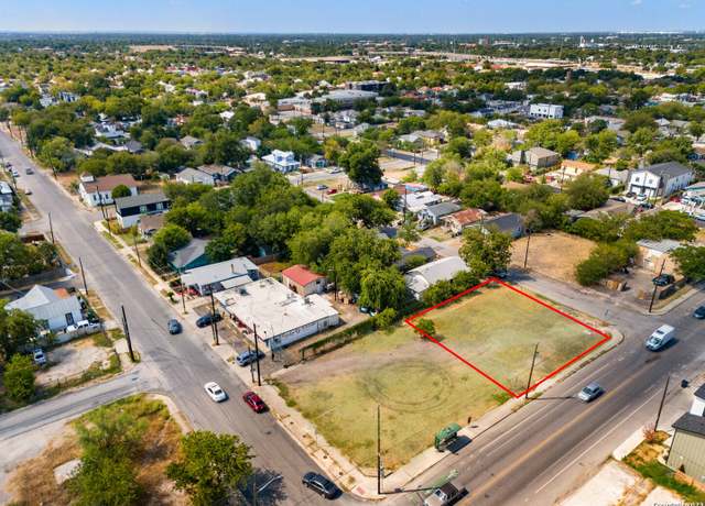 Property at 400 Spruce St, San Antonio, TX 78203