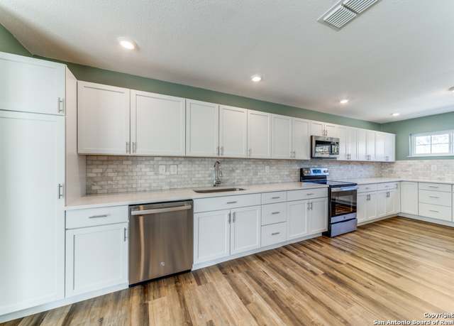 Property at 124 Herweck Dr, Castle Hills, TX 78213-3329, 4 beds, 3 baths