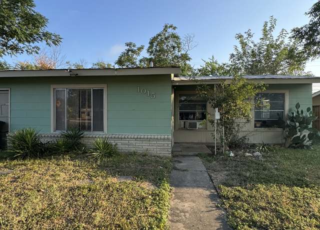 Property at 1015 Weizmann, San Antonio, TX 78213, 3 beds, 1 bath