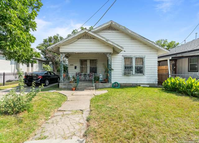 Property at 2606 W Travis St, San Antonio, TX 78207-3332, 3 beds, 1 bath