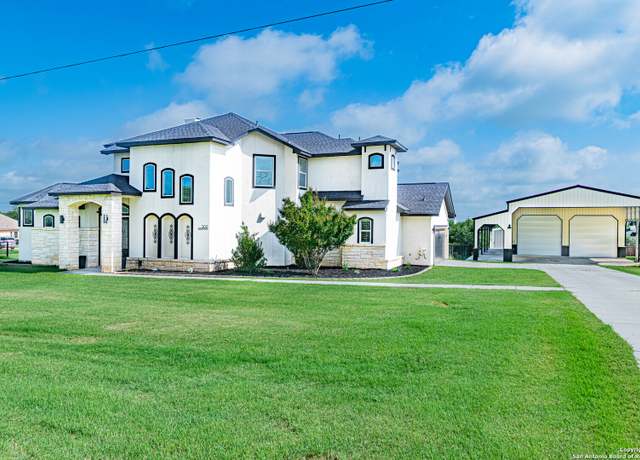 Property at 508 Wagon Train, La Vernia, TX 78121, 4 beds, 3.5 baths