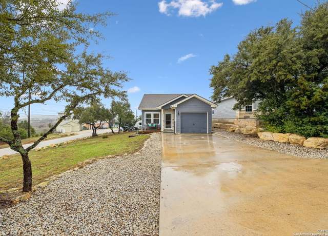 Property at 1011 Alta Vista Ln, Canyon Lake, TX 78133-2824, 2 beds, 2 baths
