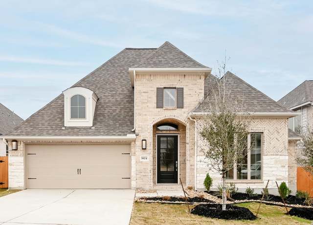 Property at 1824 Weinnacht, New Braunfels, TX 78132, 4 beds, 3.5 baths
