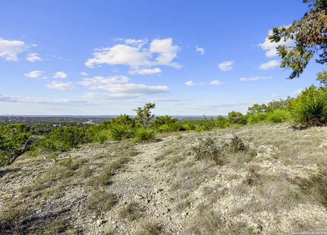 Property at 811 Lexington Pass, Canyon Lake, TX 78133