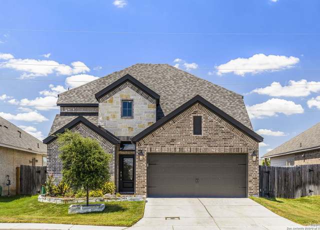 Property at 1932 Edgecreek, Seguin, TX 78155, 4 beds, 3 baths