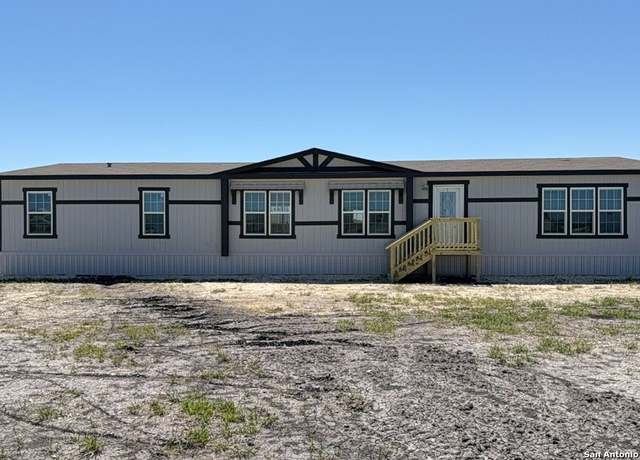 Property at 438 County Road 679, Natalia, TX 78059, 4 beds, 2 baths