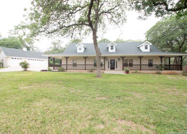 Property at 108 Turkey Rdg, La Vernia, TX 78121, 3 beds, 2 baths