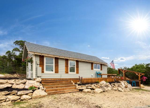 Property at 497 Remington Rd, Spring Branch, TX 78070, 1 bed, 1 bath