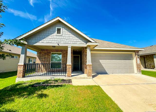 Property at 2276 Olive Hl, New Braunfels, TX 78130, 3 beds, 2.5 baths