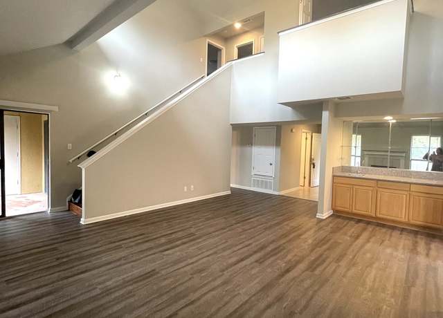 Property at 9380 Braun Rd #601, San Antonio, TX 78254, 3 beds, 2.5 baths