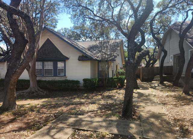 Property at 9524 Dover Rdg, San Antonio, TX 78250, 3 beds, 2 baths