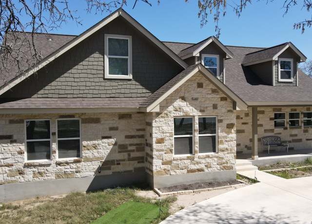 Property at 267 County Road 6872, Natalia, TX 78059, 4 beds, 3.5 baths