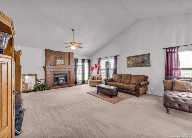 Property at 8746 Serene Rdg, San Antonio, TX 78239, 3 beds, 2 baths