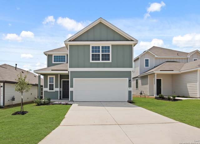 Property at 8826 Black Oak Dr, Elmendorf, TX 78112, 4 beds, 2.5 baths