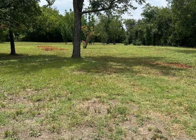 Property at 1358 S E Pyron Ave, San Antonio, TX 78214