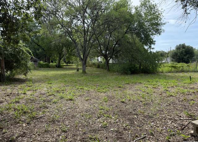 Property at 504 Water, Pleasanton, TX 78064