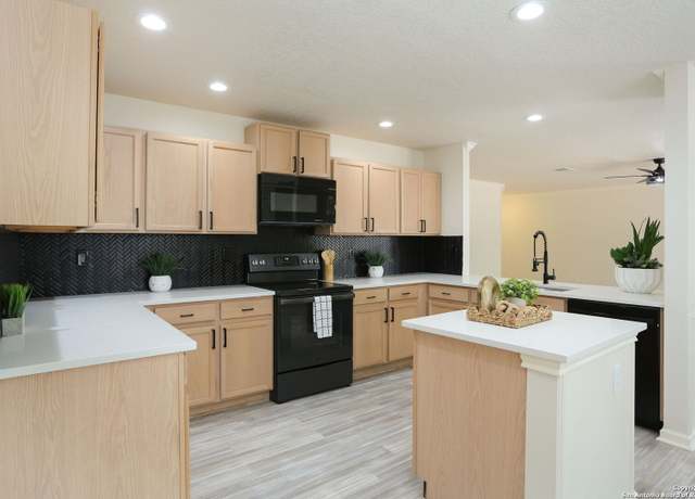 Property at 16063 Walnut Crk, San Antonio, TX 78247, 3 beds, 2 baths