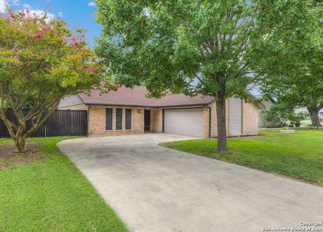 Property at 627 Summerwood, New Braunfels, TX 78130, 3 beds, 2 baths