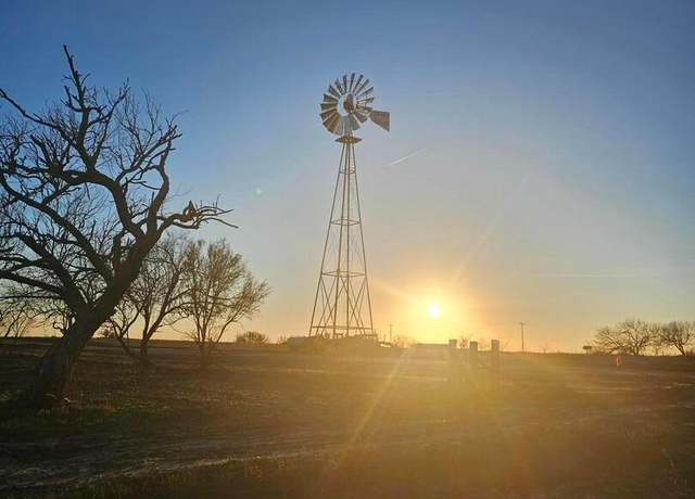 Property at 112 Sylas Hayes, Pleasanton, TX 78064