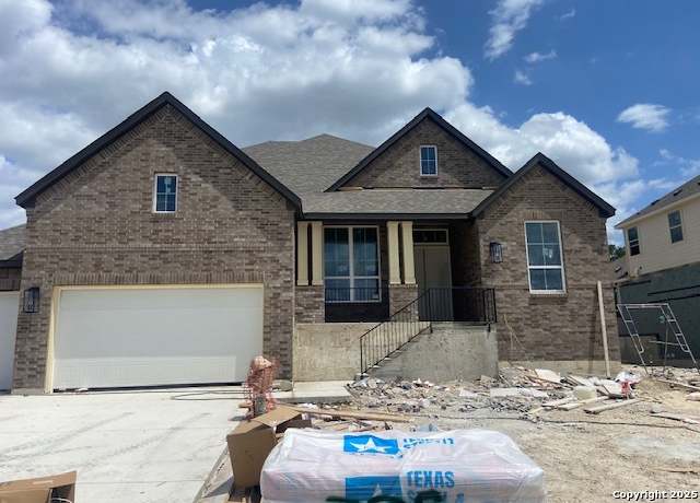 Property at 127 Olmos Crk, Boerne, TX 78006, 5 beds, 4.5 baths