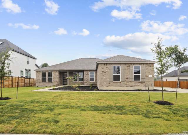Property at 172 Landon Path, Castroville, TX 78009, 3 beds, 2.5 baths