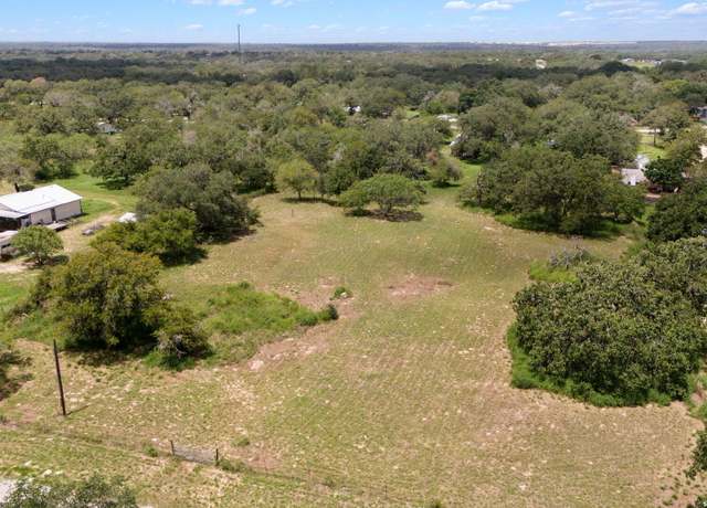 Property at 271 Hermosa Dr, Poteet, TX 78065-3805