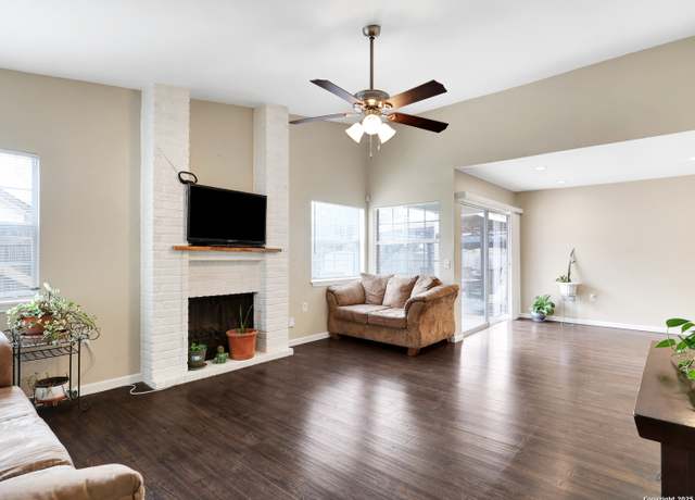 Property at 7903 Candle Bnd, San Antonio, TX 78250, 2 beds, 2 baths