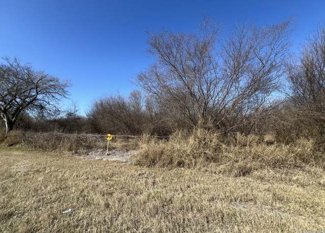 Property at 000 E FM 791, Campbellton, TX 78008