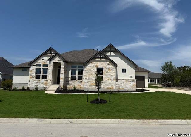 Property at 250 Matthew Path, Castroville, TX 78009, 4 beds, 3.5 baths