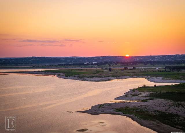 Property at 244 Riverfront Dr, New Braunfels, TX 78132