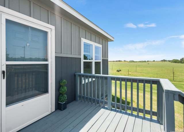 Property at 5055 W FM 476, Poteet, TX 78065, 3 beds, 2 baths