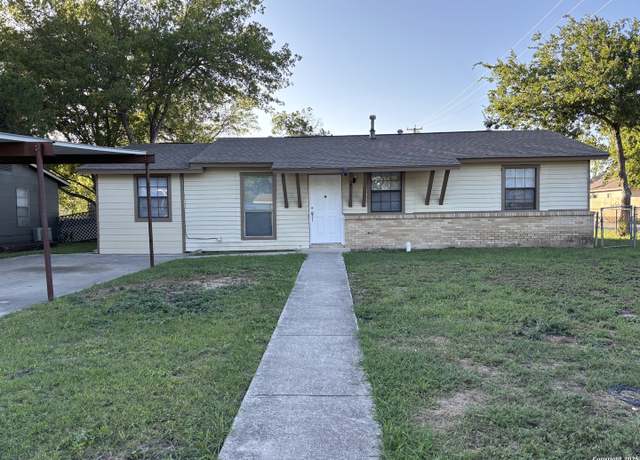 Property at 401 W Lindbergh Blvd, Universal City, TX 78148-4327, 4 beds, 1 bath