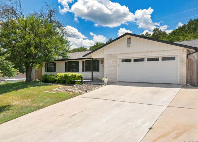 Property at 412 S Earl Dr, Kerrville, TX 78028-7020, 3 beds, 2 baths