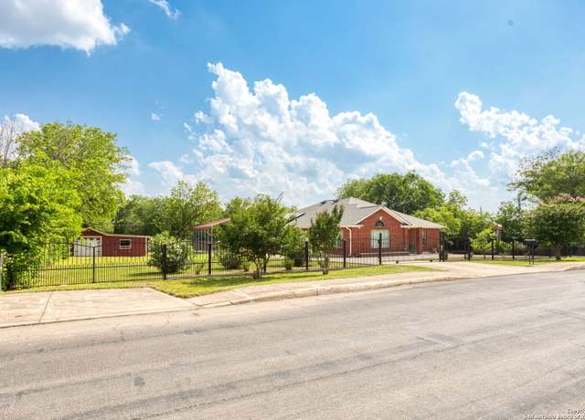 Property at 2208 / 2212 Arbor Pl, San Antonio, TX 78207, 3 beds, 3 baths