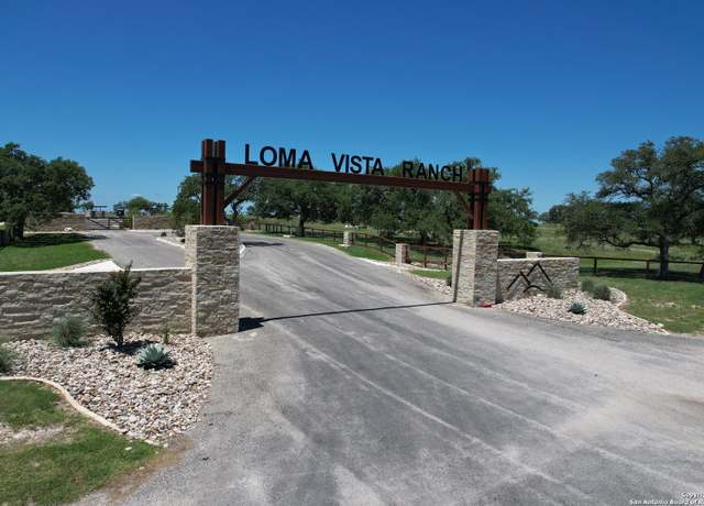 Property at 23 Loma Vis, Kerrville, TX 78028