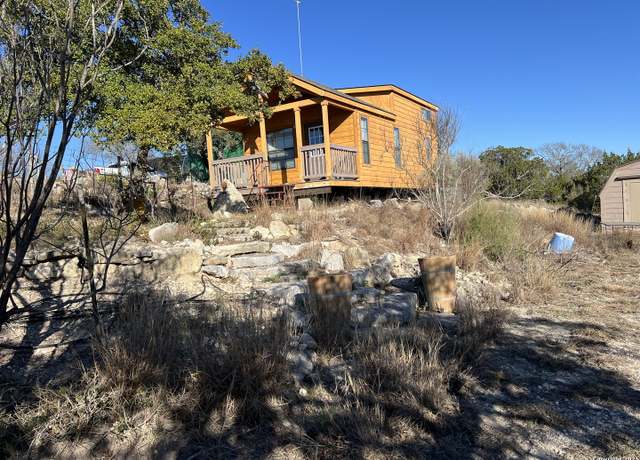 Property at 973 Dead Poacher, Bandera, TX 78003, 1 bed, 1 bath