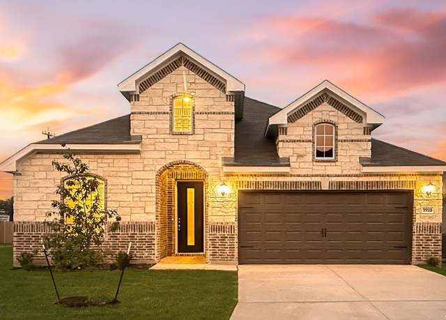 Property at 9918 Chestnut Walk, San Antonio, TX 78254, 4 beds, 3 baths