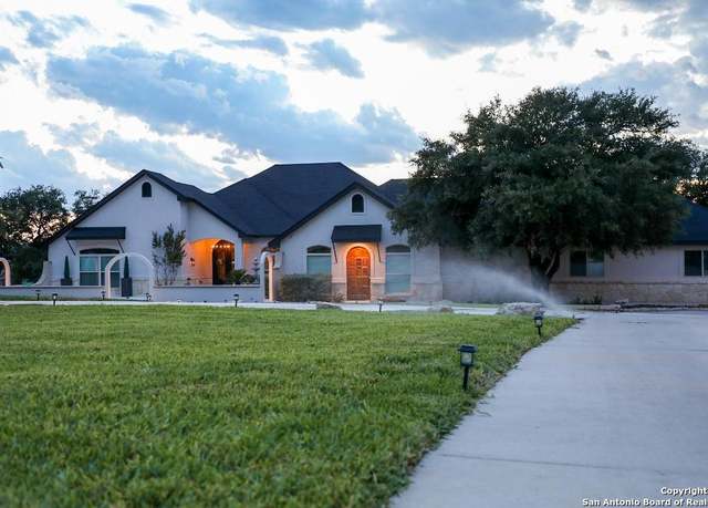 Property at 26315 26315 Ralph Fair Rd, Boerne, TX 78015, 9 beds, 6 baths
