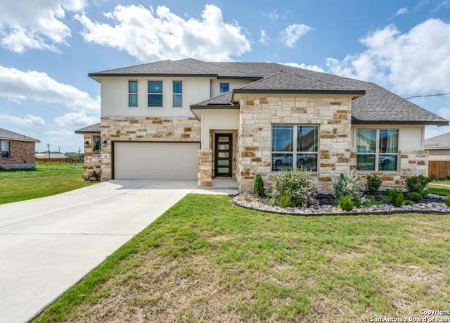 Property at 109 Willow Oak, Floresville, TX 78114, 4 beds, 3 baths