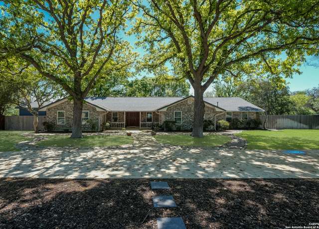 Property at 1209 Oak Ln, Hondo, TX 78861-1008, 3 beds, 3 baths