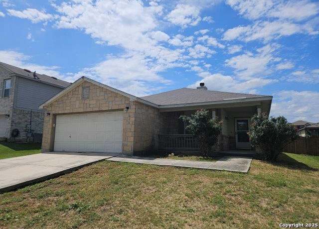 Property at 204 N Willow Way, Cibolo, TX 78108, 3 beds, 2 baths
