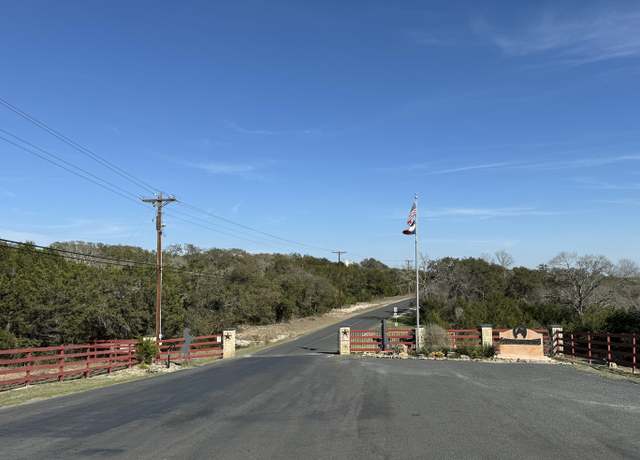 Property at 129 Stallion Ests, Spring Branch, TX 78070