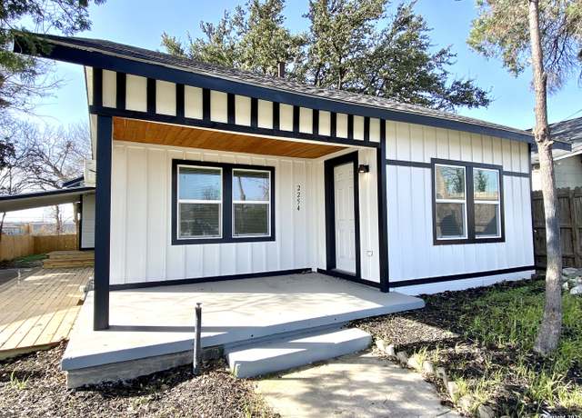 Property at 2254 N Interstate 35, San Antonio, TX 78208, 3 beds, 2 baths